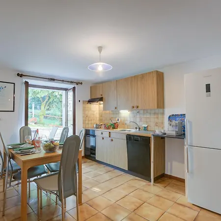 Ca Cornocc With Private Terrace In - Happy Apartment